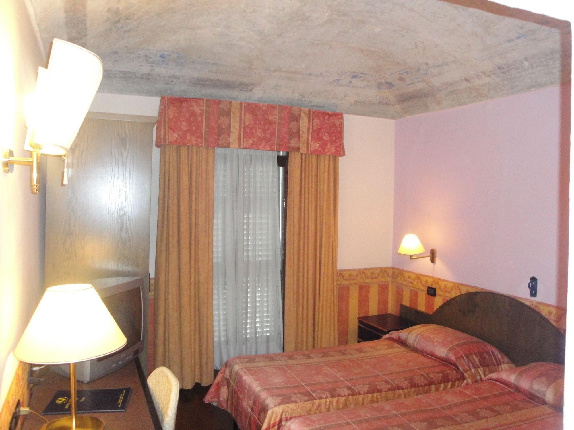 Hotel Due Mondi Turin Exterior photo